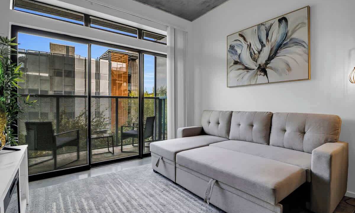 Photo of Livingroom in Evans Churchill