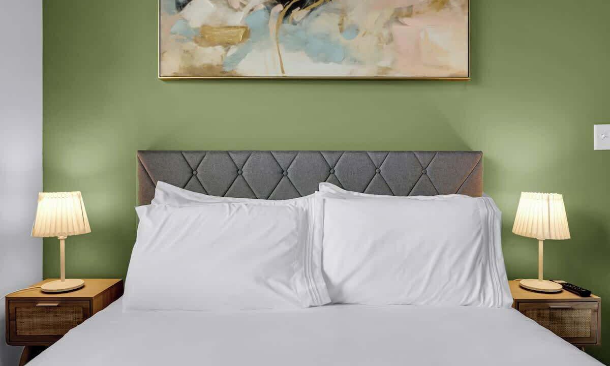 Photo of Bedroom in Evans Churchill