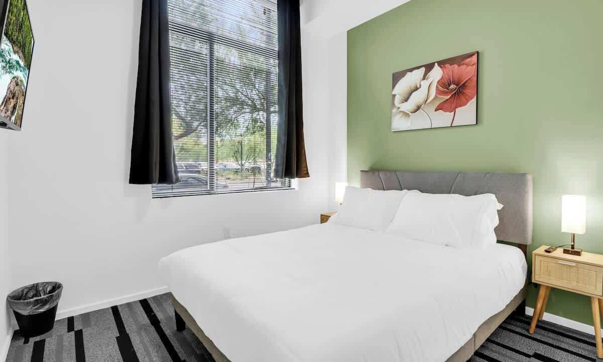 Photo of Bedroom in Evans Churchill