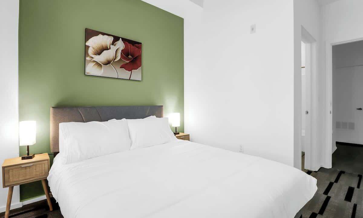 Photo of Bedroom in Evans Churchill