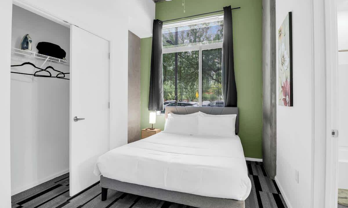 Photo of Bedroom in Evans Churchill