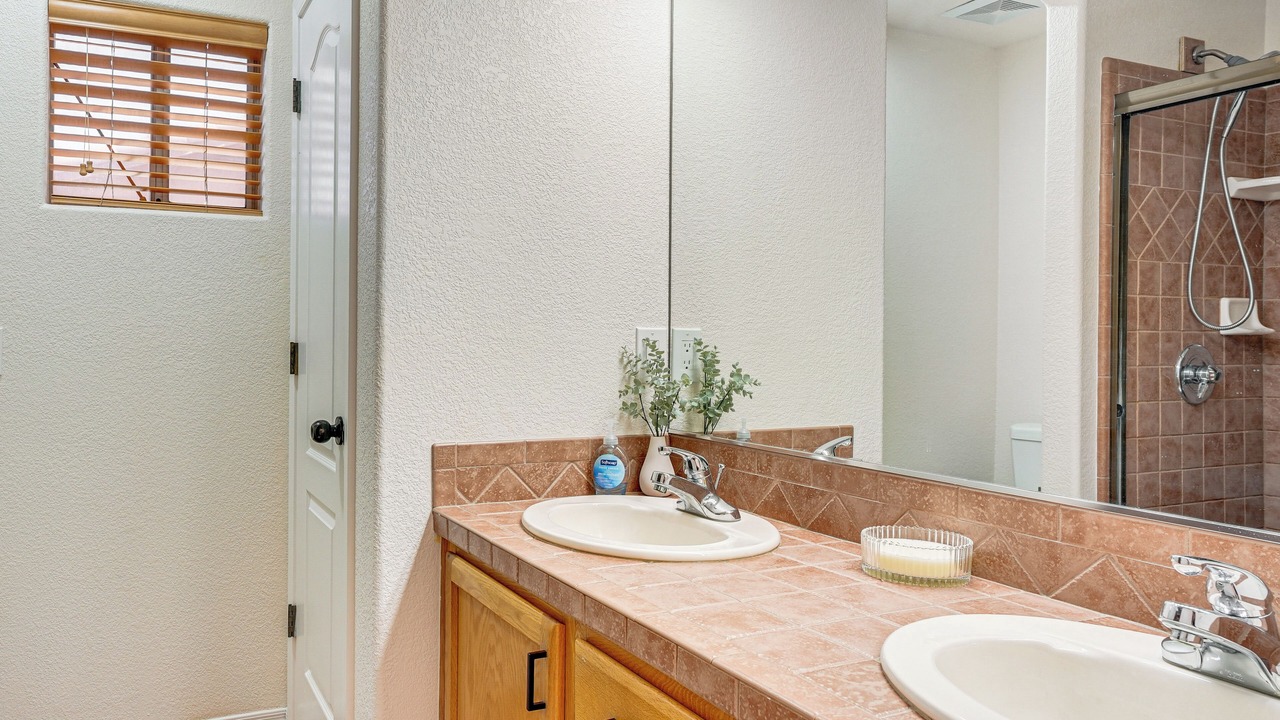 Photo of Bathroom in Mesa Del Sol