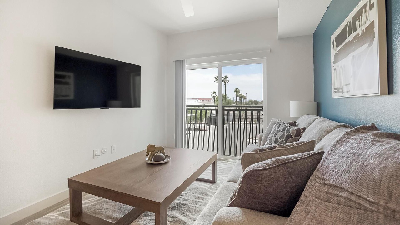 Photo of Livingroom in North Mountain
