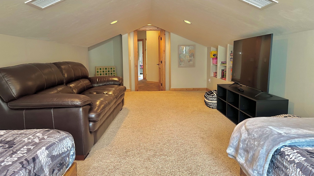 Photo of Bedroom in Iron Springs