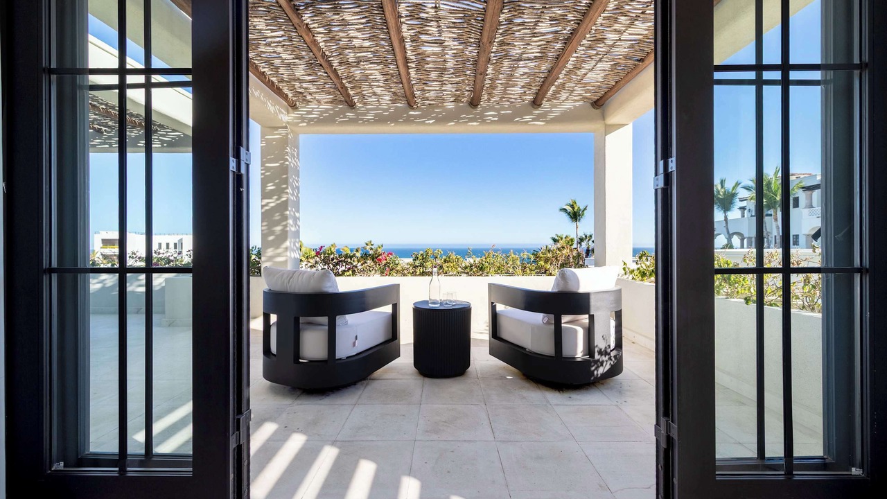 Photo of Patio Balcony in Buzzards