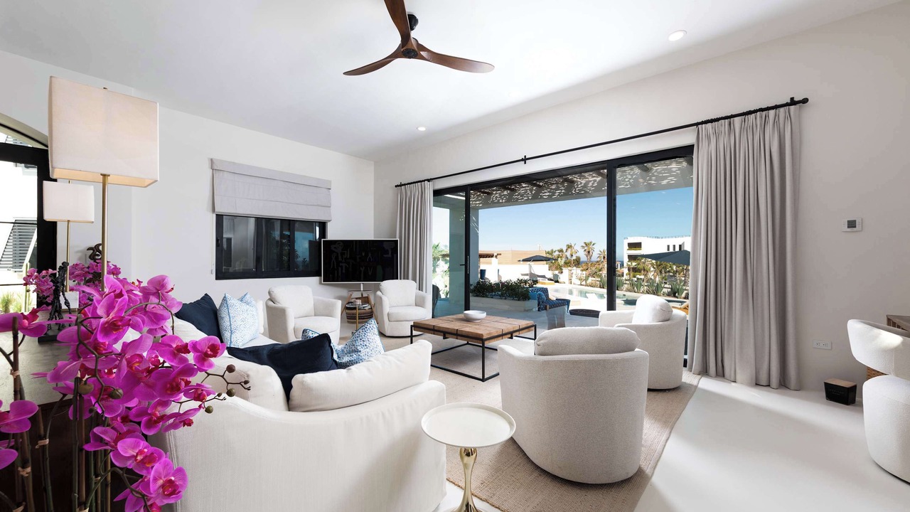 Photo of Livingroom in Buzzards