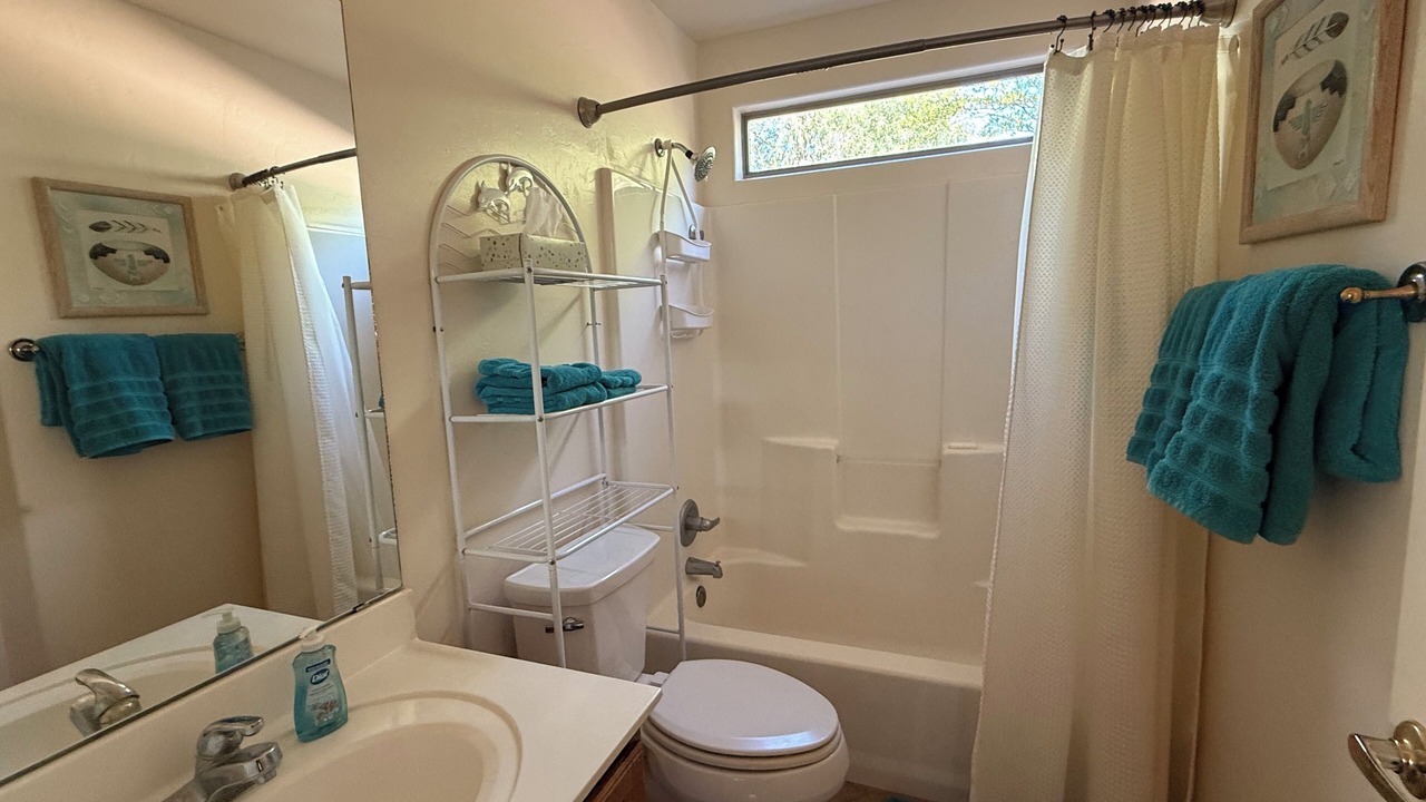 Photo of Bathroom in Green Valley