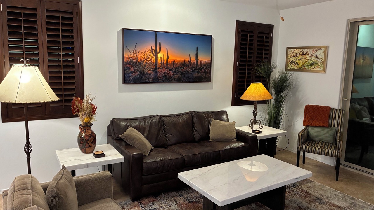 Photo of Livingroom in Dove Mountain