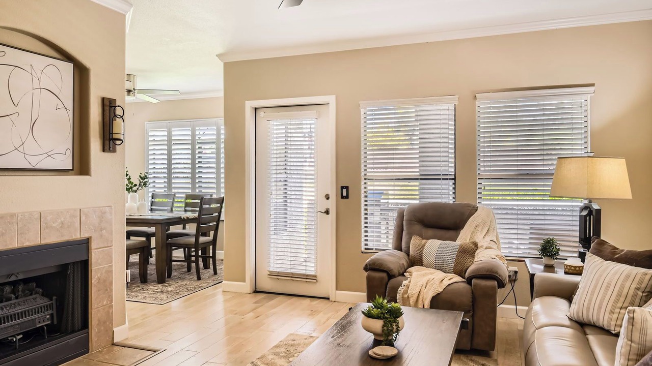 Photo of Livingroom in North Scottsdale