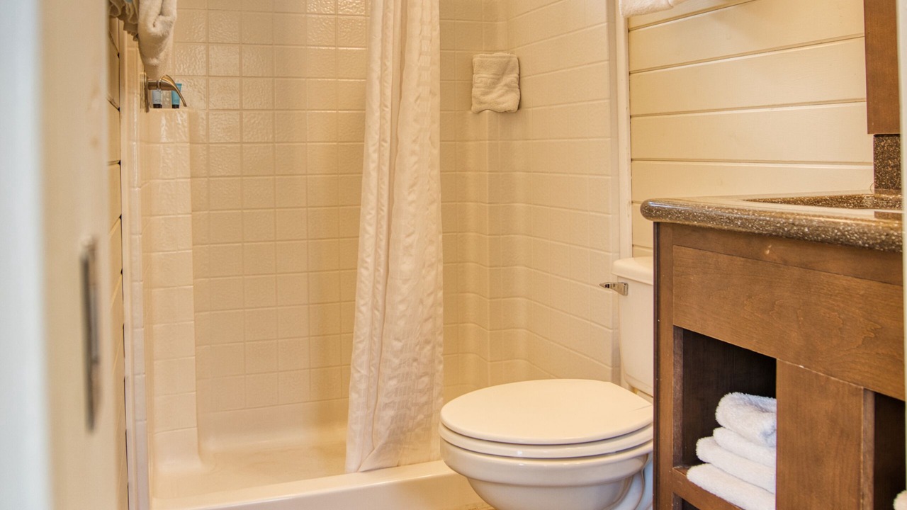 Photo of Bathroom in Camp Verde
