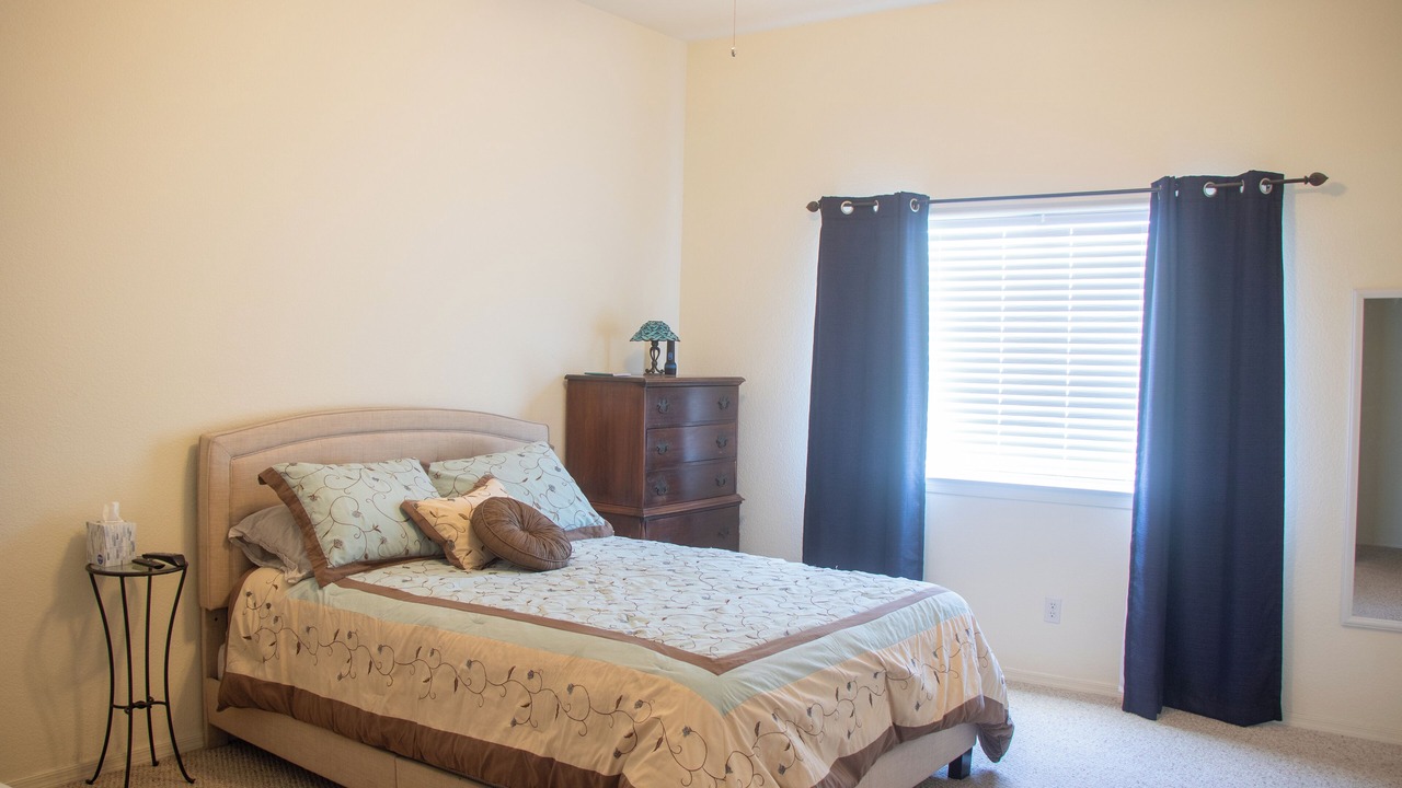 Photo of Bedroom in Sunridge Estates