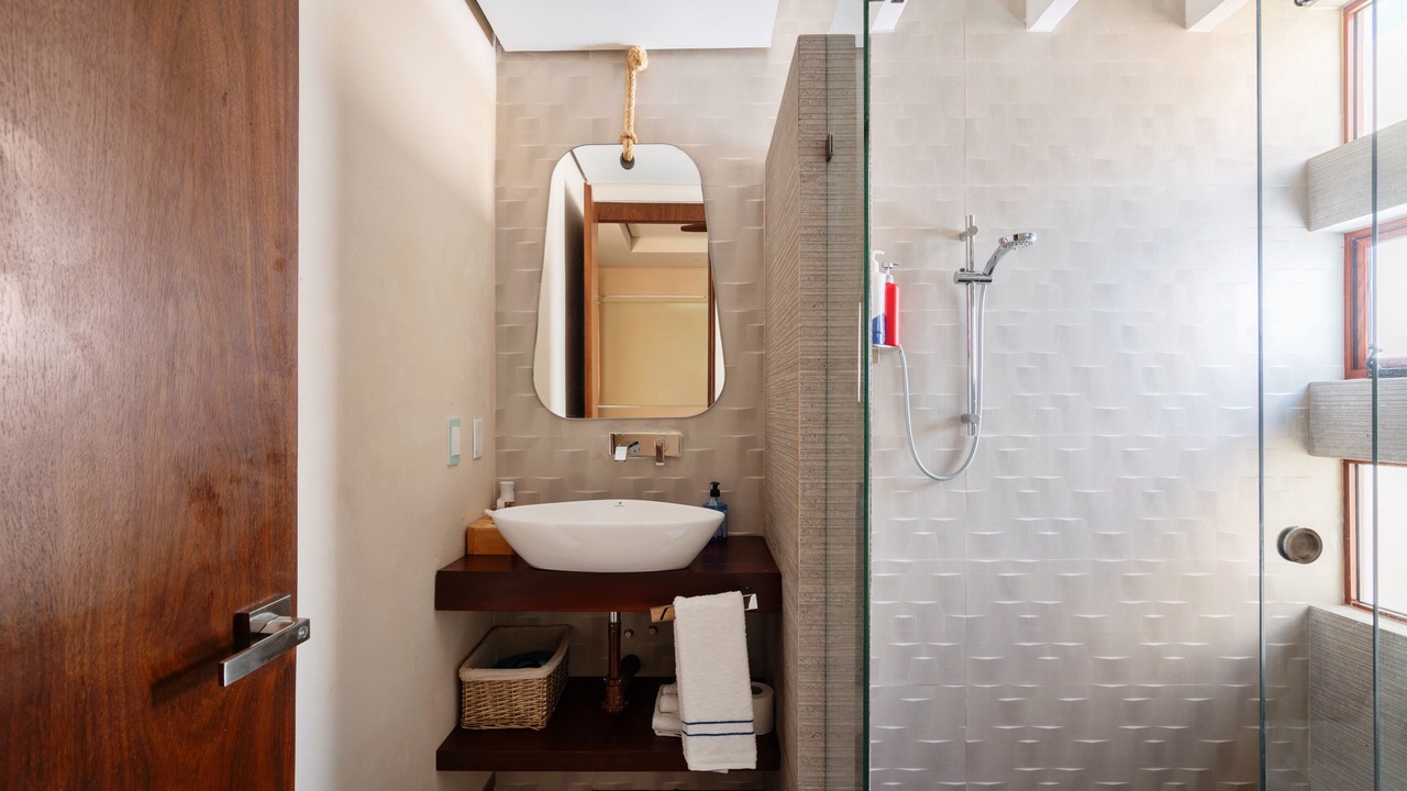 Photo of Bathroom in Zama