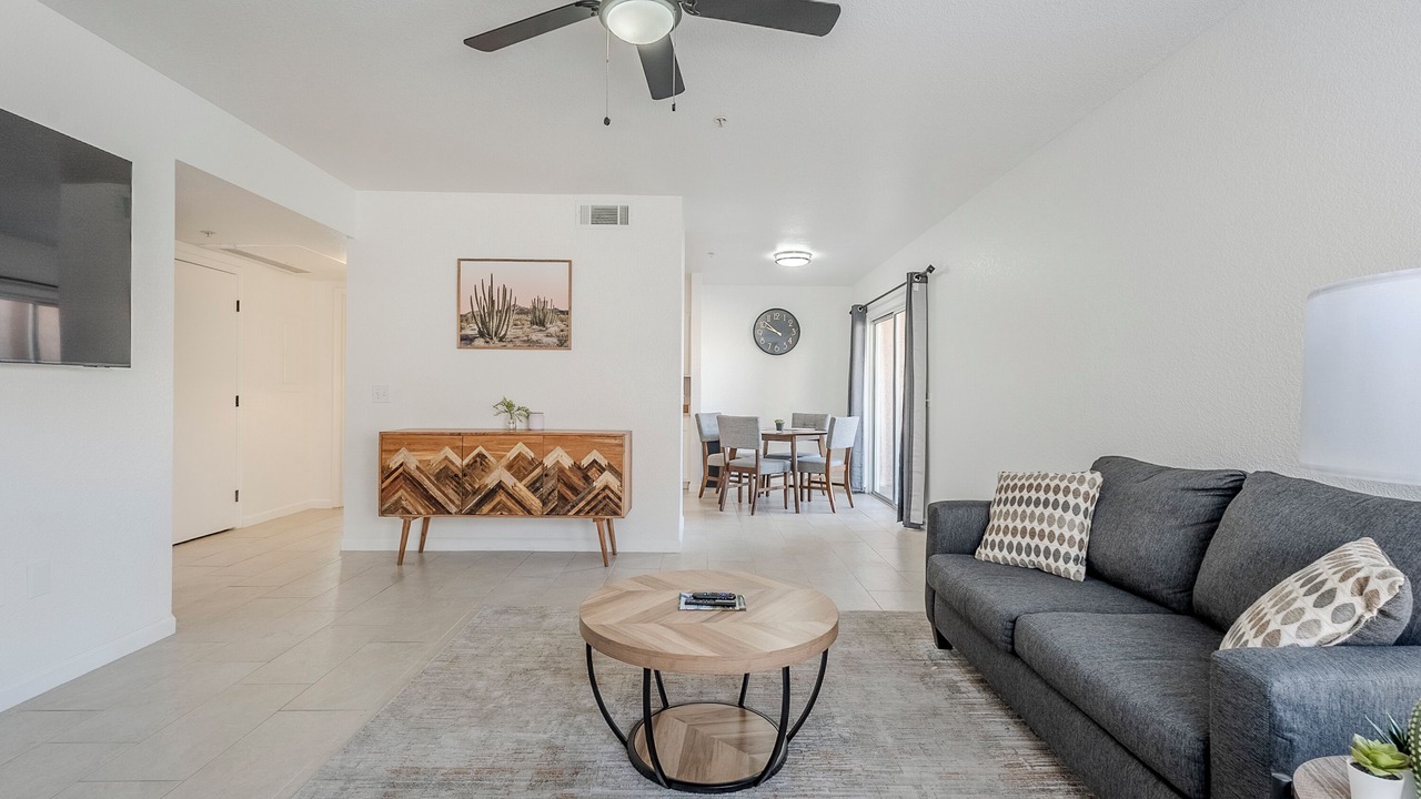 Photo of Livingroom in Villages of Green Valley
