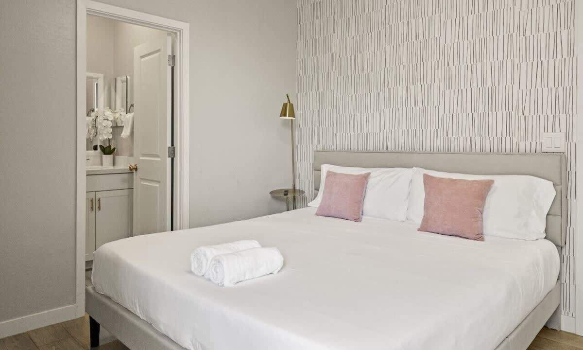 Photo of Bedroom in Glendale