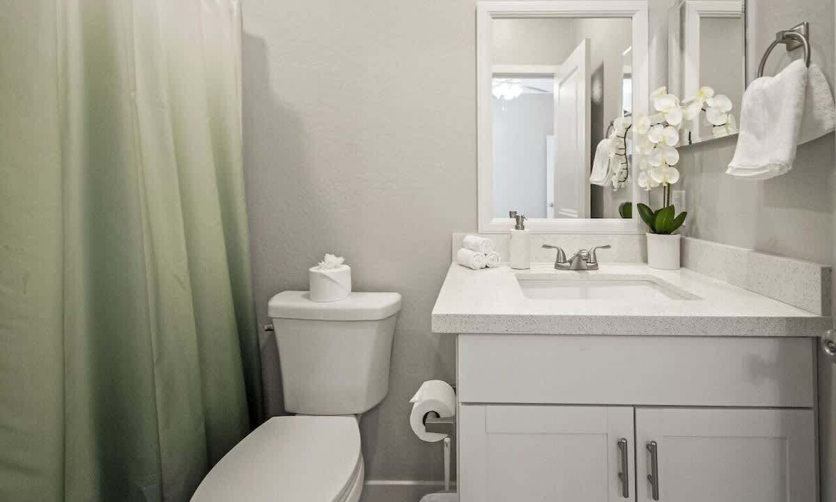 Photo of Bathroom in Glendale