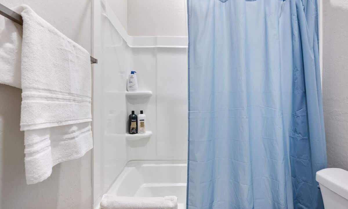 Photo of Bathroom in Glendale
