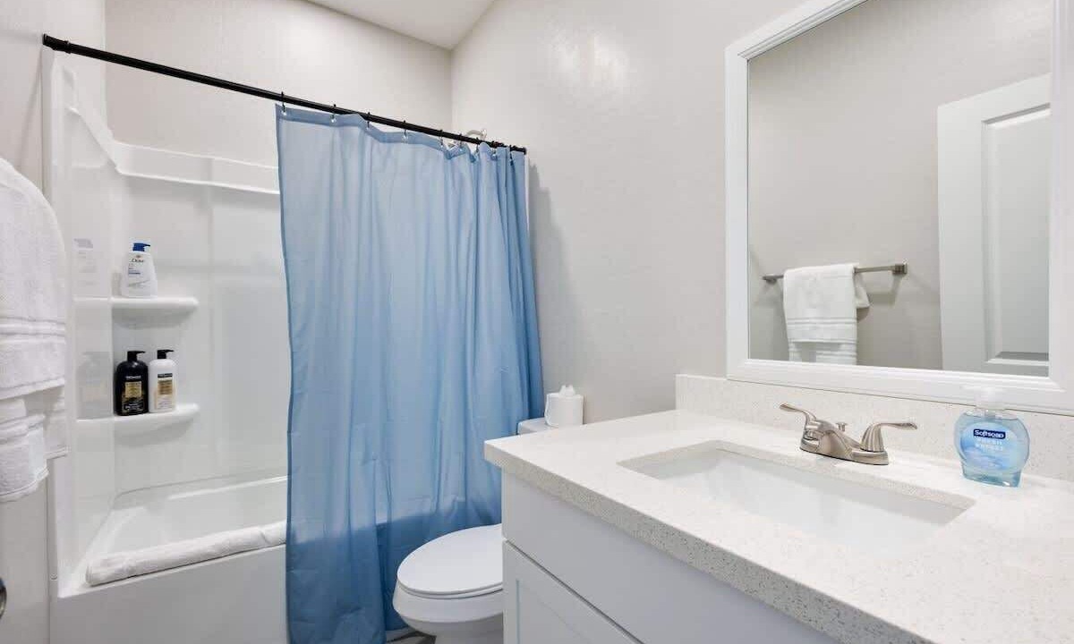Photo of Bathroom in Glendale