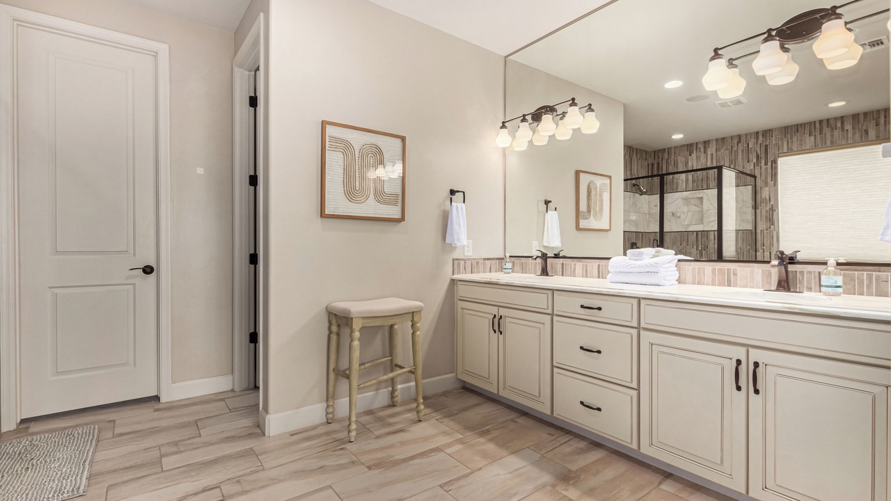 Photo of Bathroom in Dove Mountain
