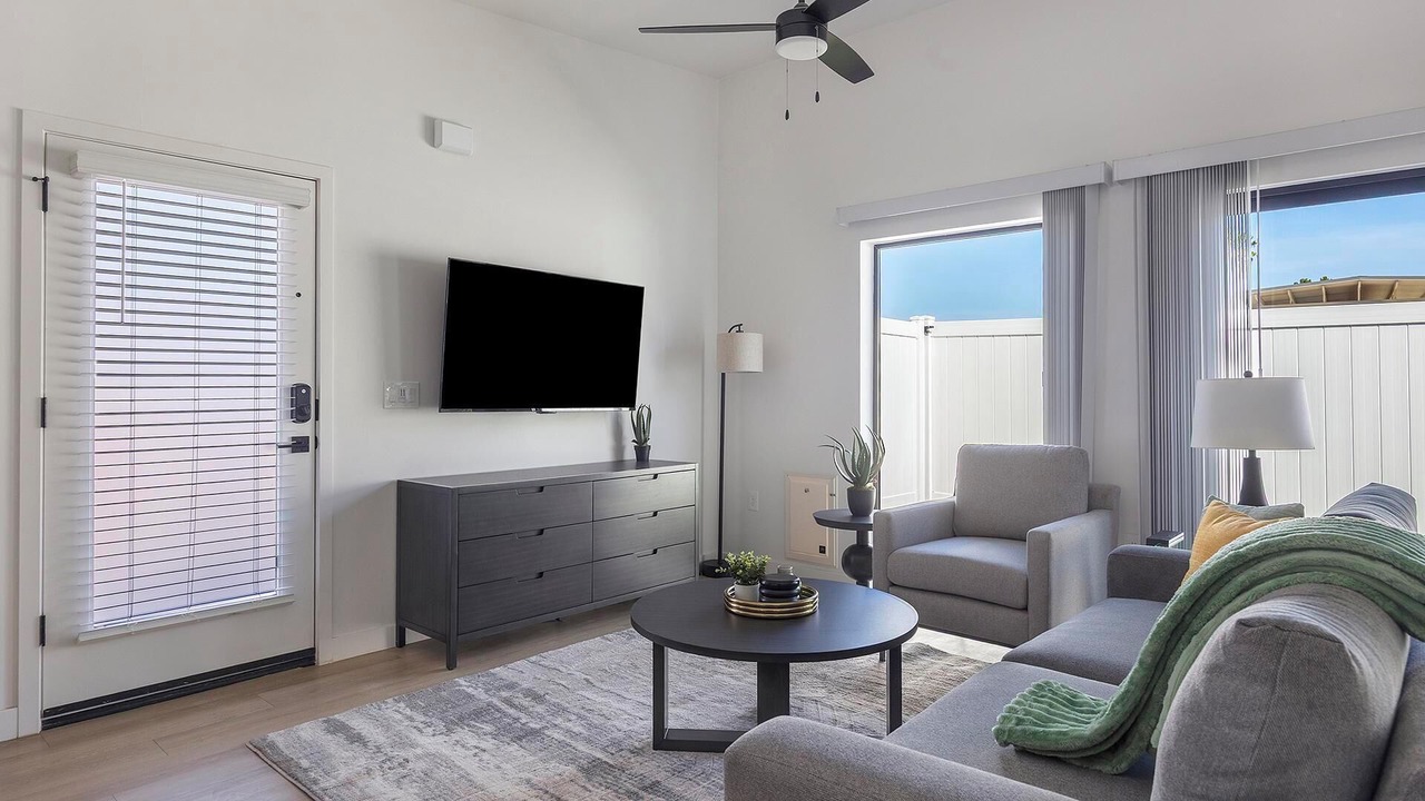 Photo of Livingroom in North Mountain