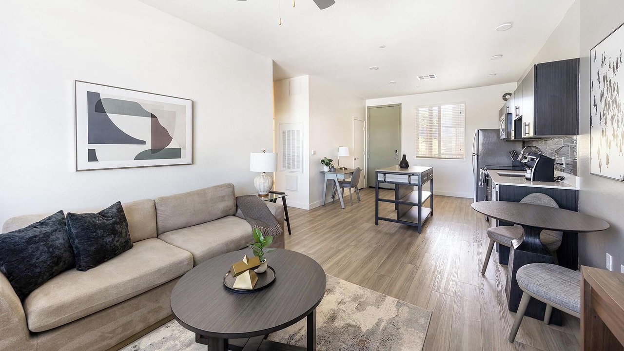 Photo of Livingroom in Maryvale Village