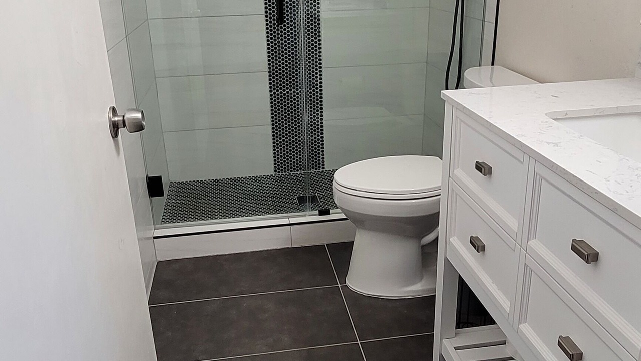 Photo of Bathroom in Glendale