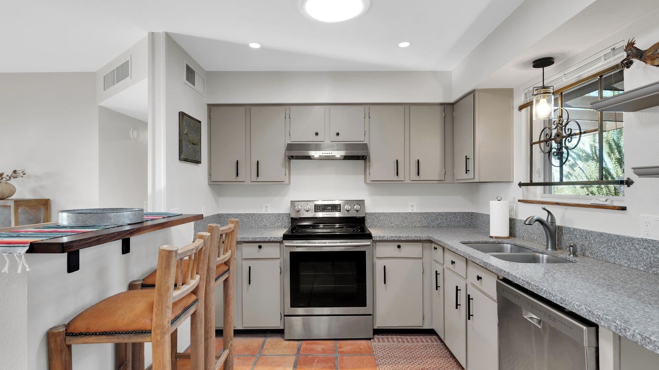 Photo of Kitchen in Picture Rocks