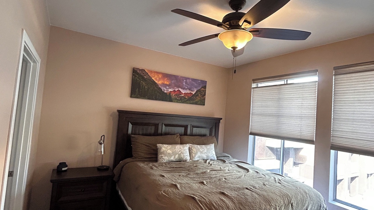 Photo of Bedroom in Glendale Sports and Entertainment District