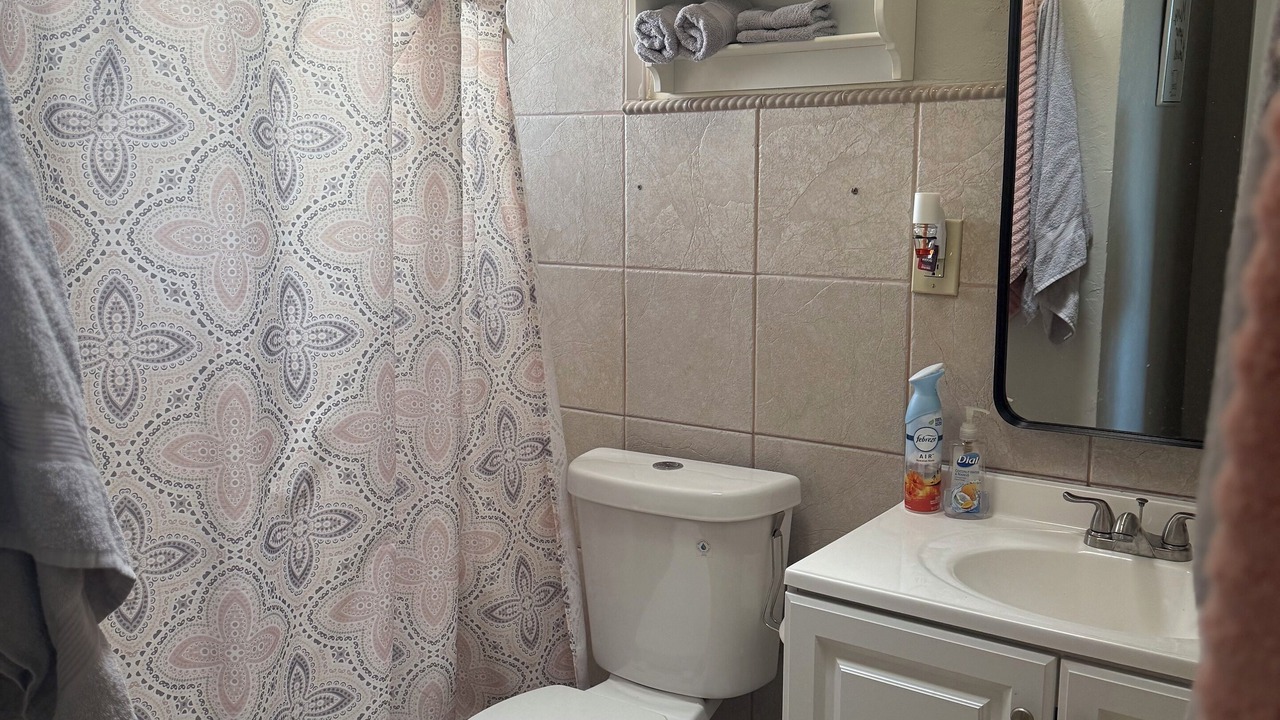 Photo of Bathroom in Drexel Heights