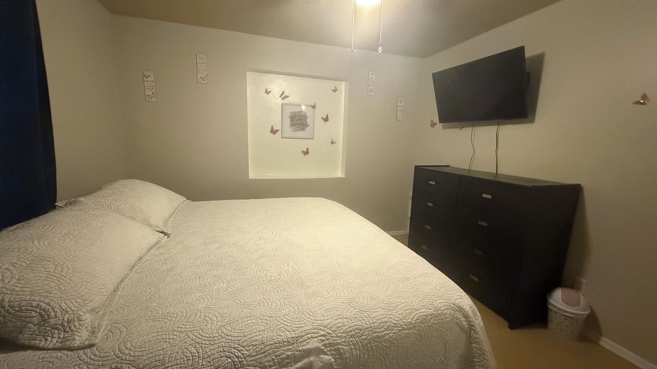 Photo of Bedroom in Drexel Heights