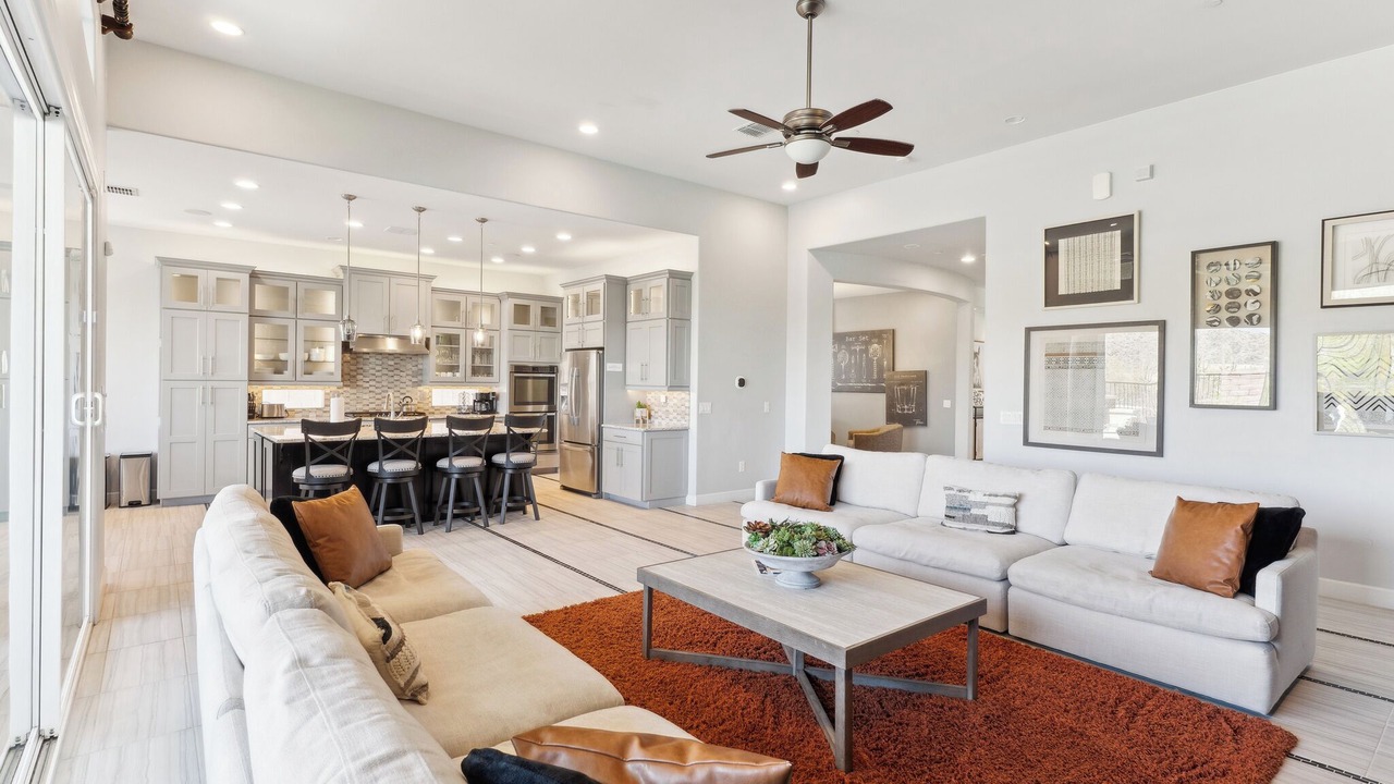 Photo of Livingroom in Dove Mountain