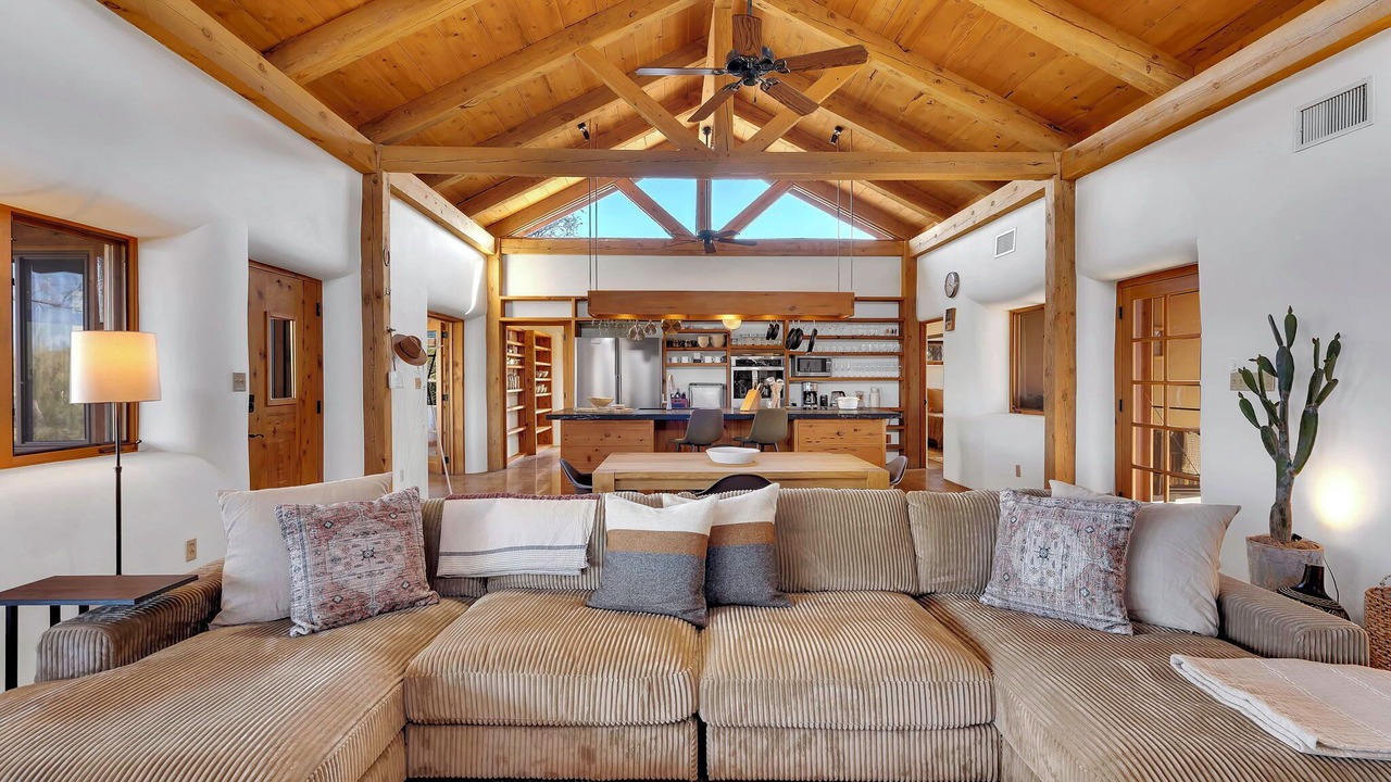 Photo of Livingroom in Tucson