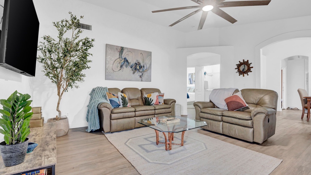 Photo of Livingroom in Arrowhead Lakes