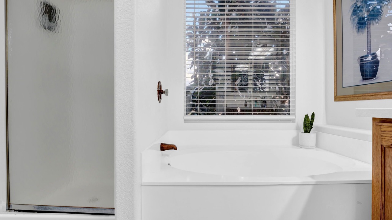 Photo of Bathroom in Arrowhead Lakes