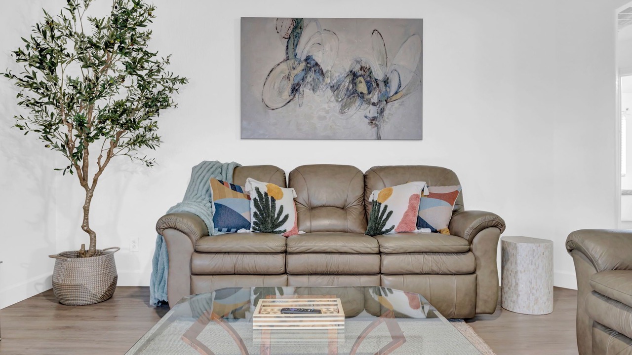 Photo of Livingroom in Arrowhead Lakes