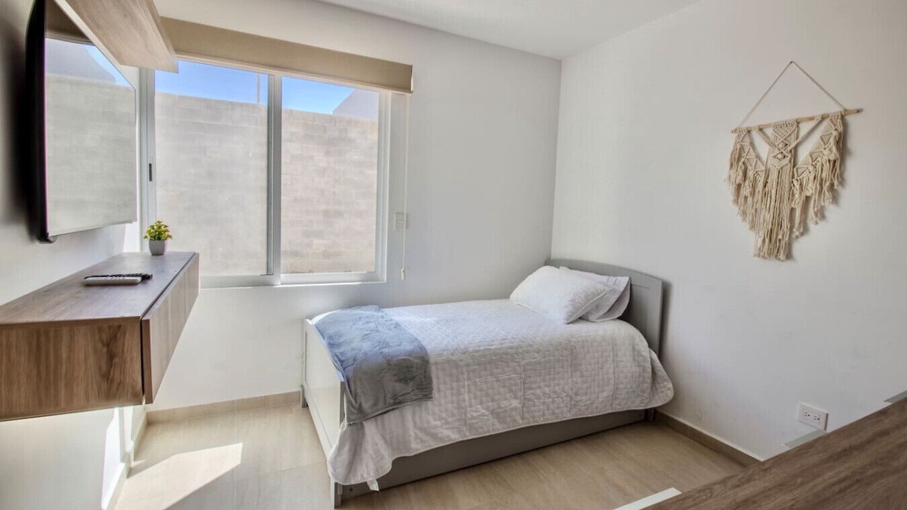 Photo of Bedroom in Cerritos
