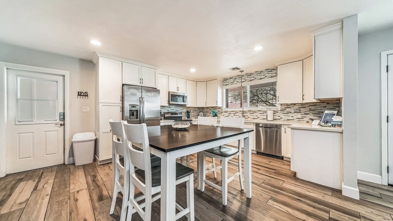 Photo of Kitchen in Pointe Scottsdale