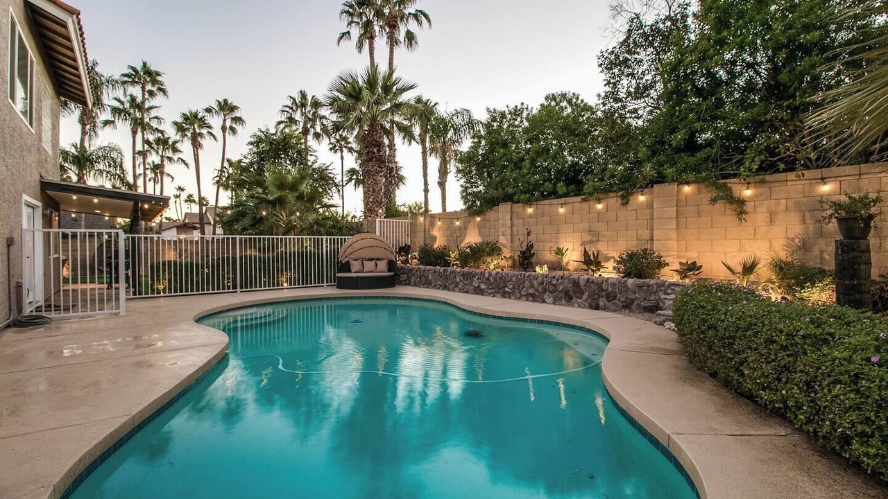 Photo of Outdoor in Covey