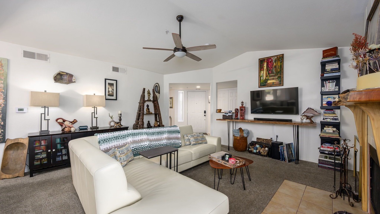 Photo of Livingroom in Villages Five