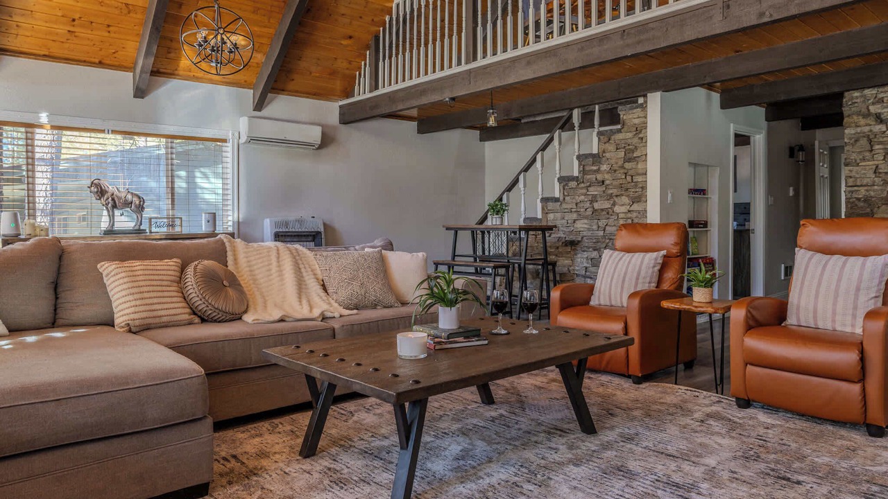 Photo of Livingroom in Munds Park