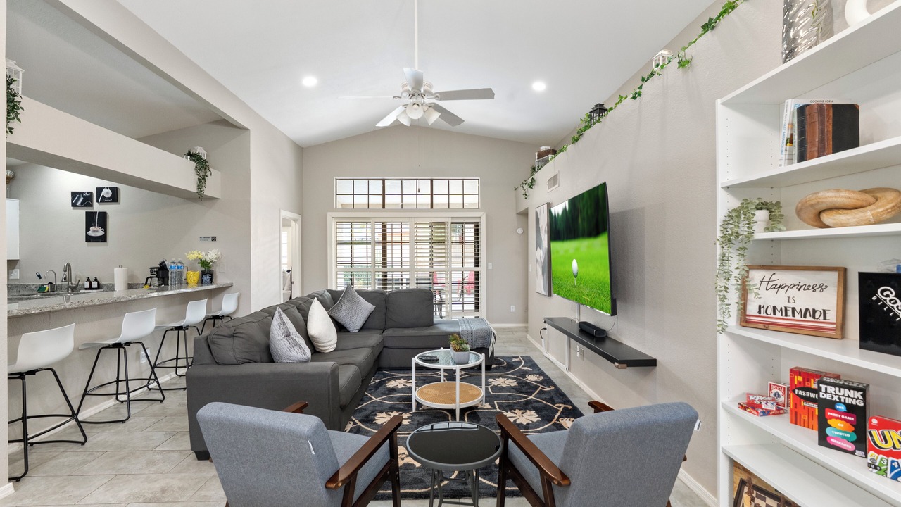 Photo of Livingroom in Covey