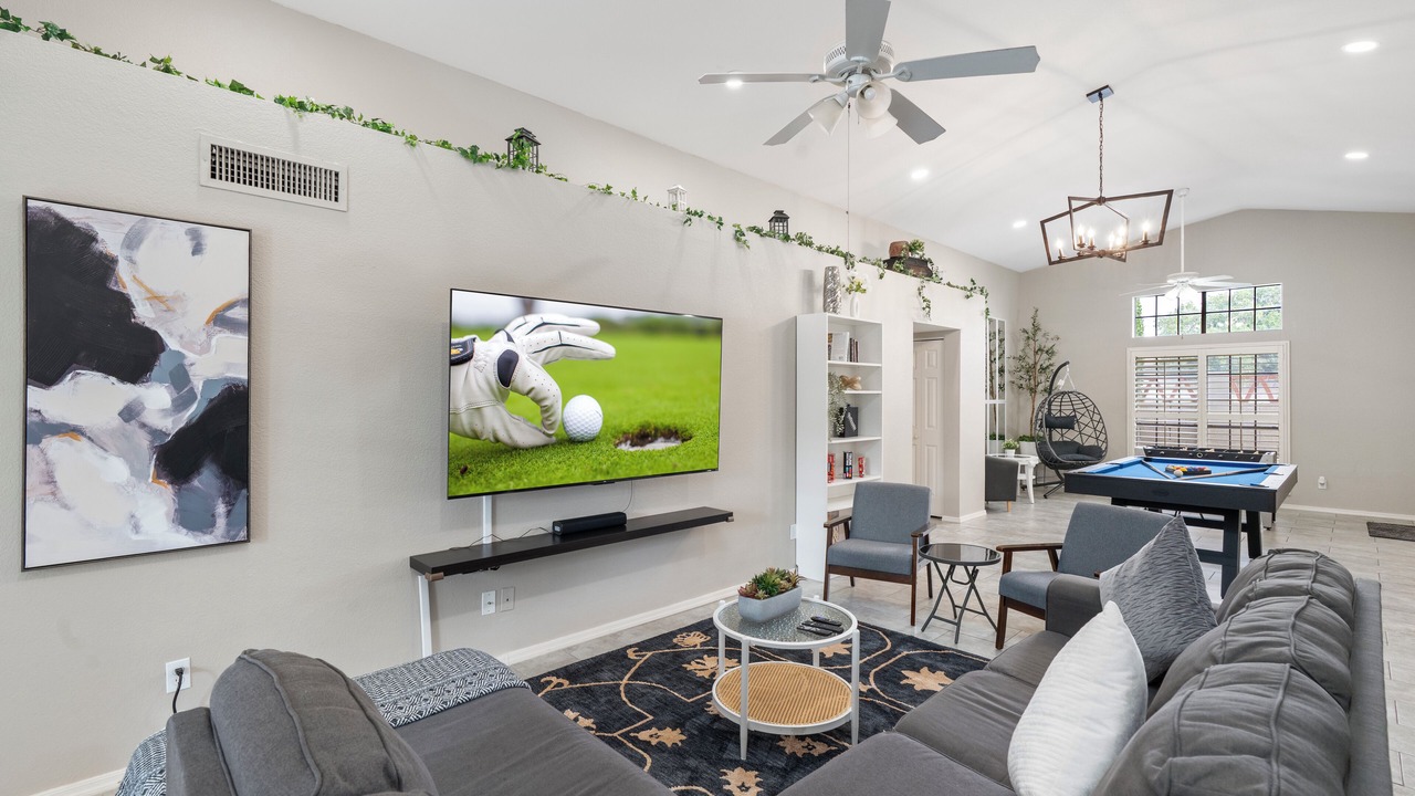 Photo of Livingroom in Covey