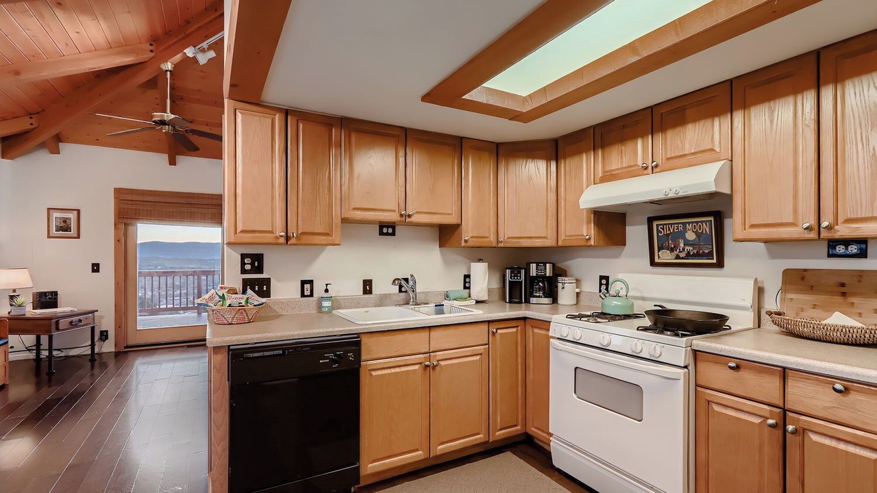 Photo of Kitchen in Lake Montezuma