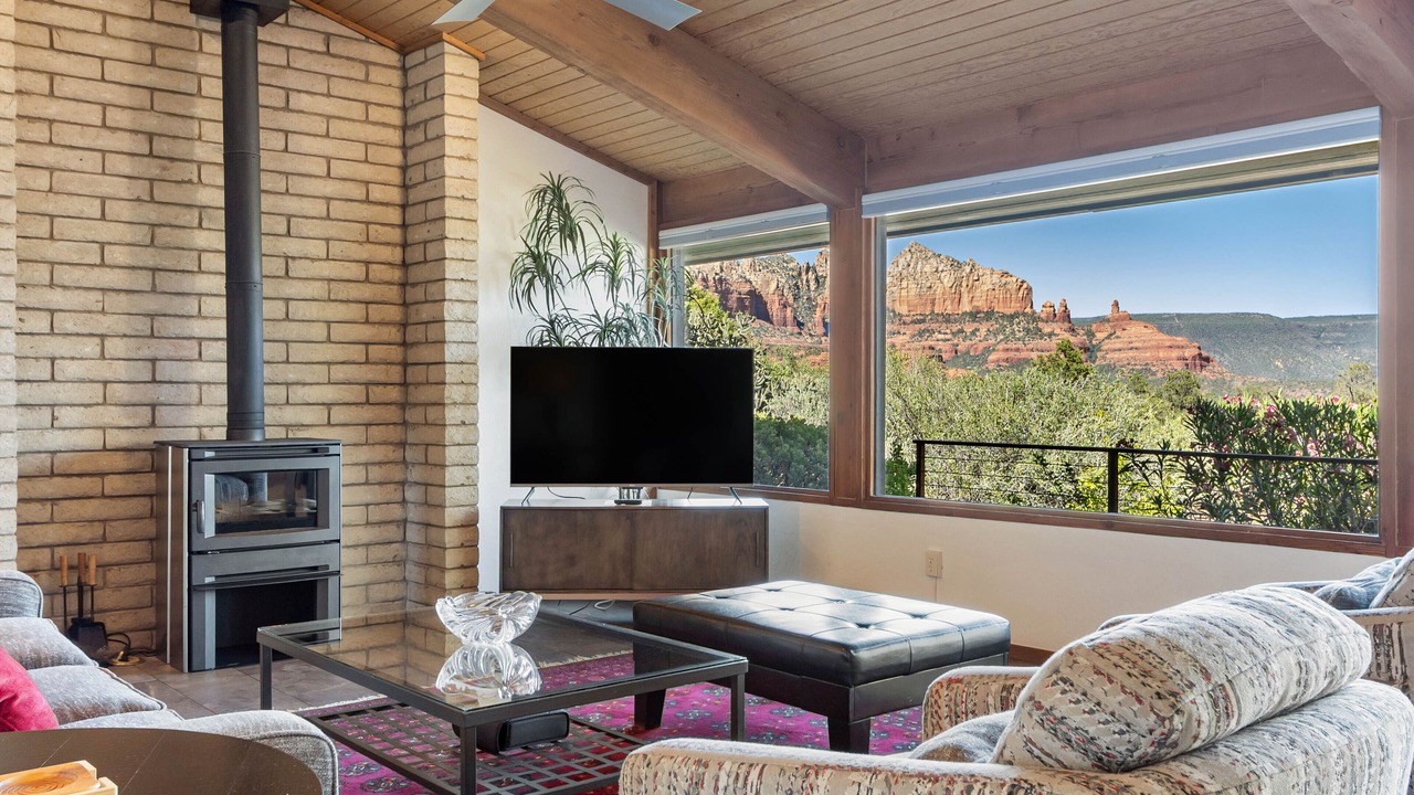 Photo of Livingroom in West Sedona