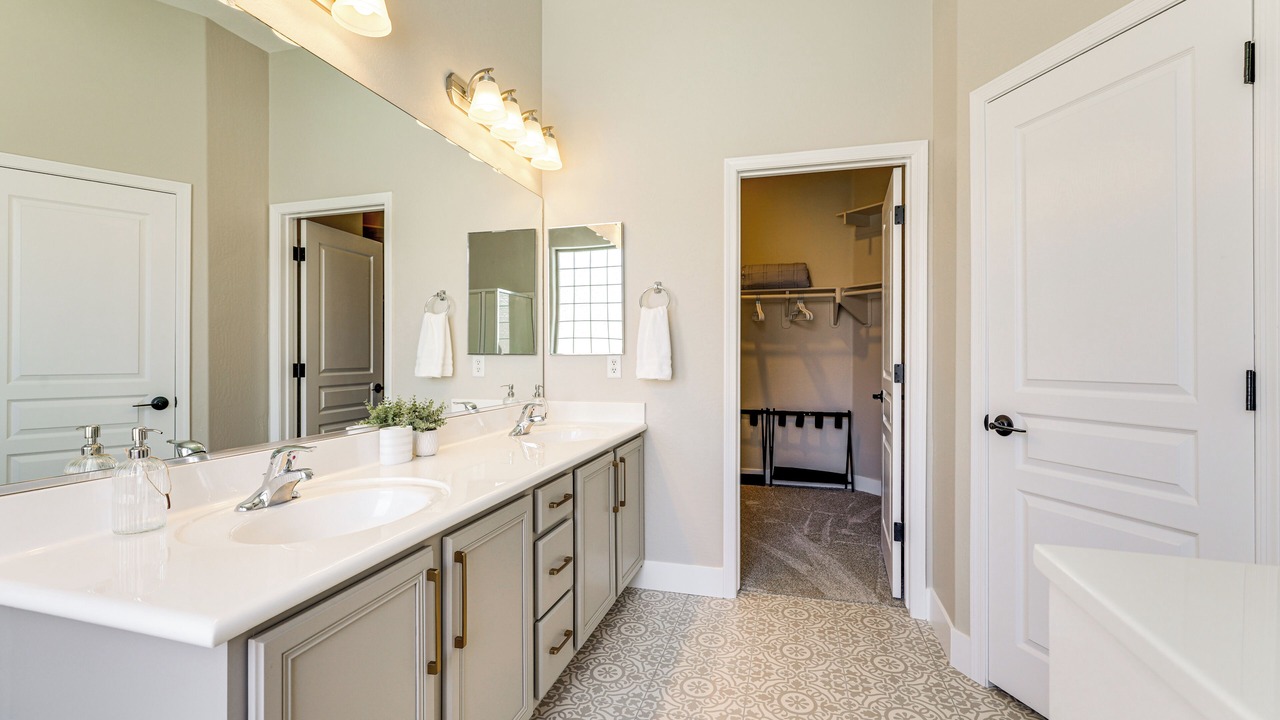 Photo of Bathroom in Surprise Farms