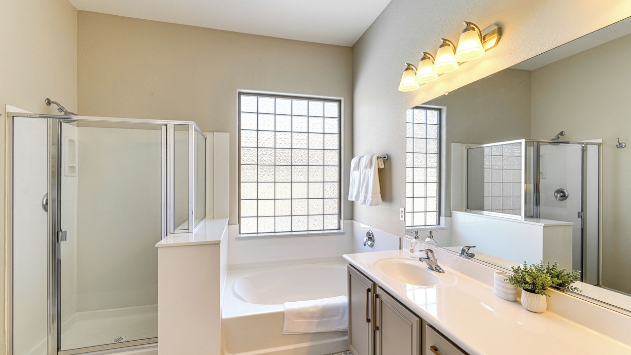 Photo of Bathroom in Surprise Farms