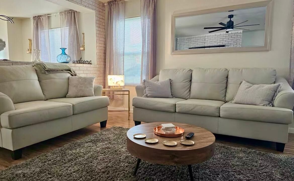 Photo of Livingroom in Rillito