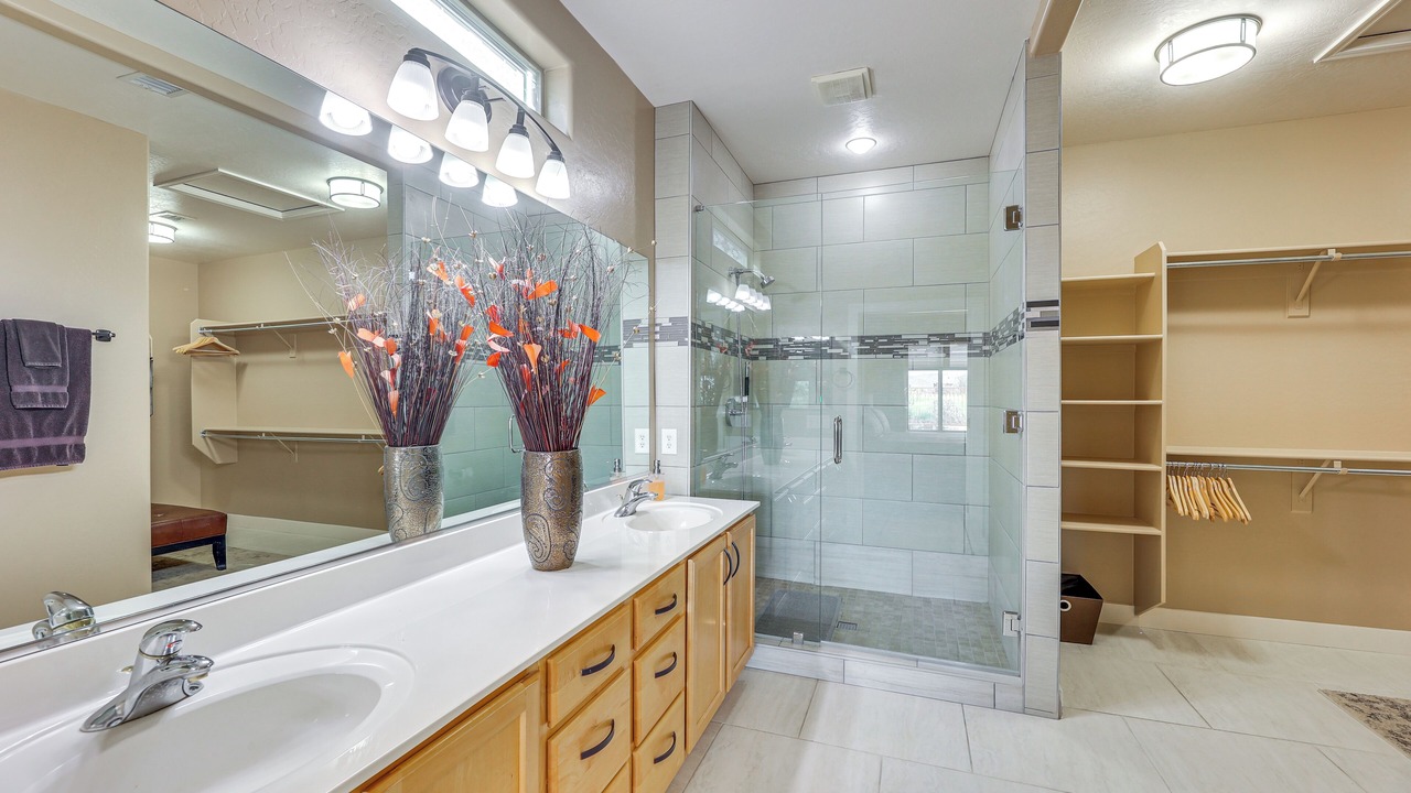 Photo of Bathroom in Gold Canyon