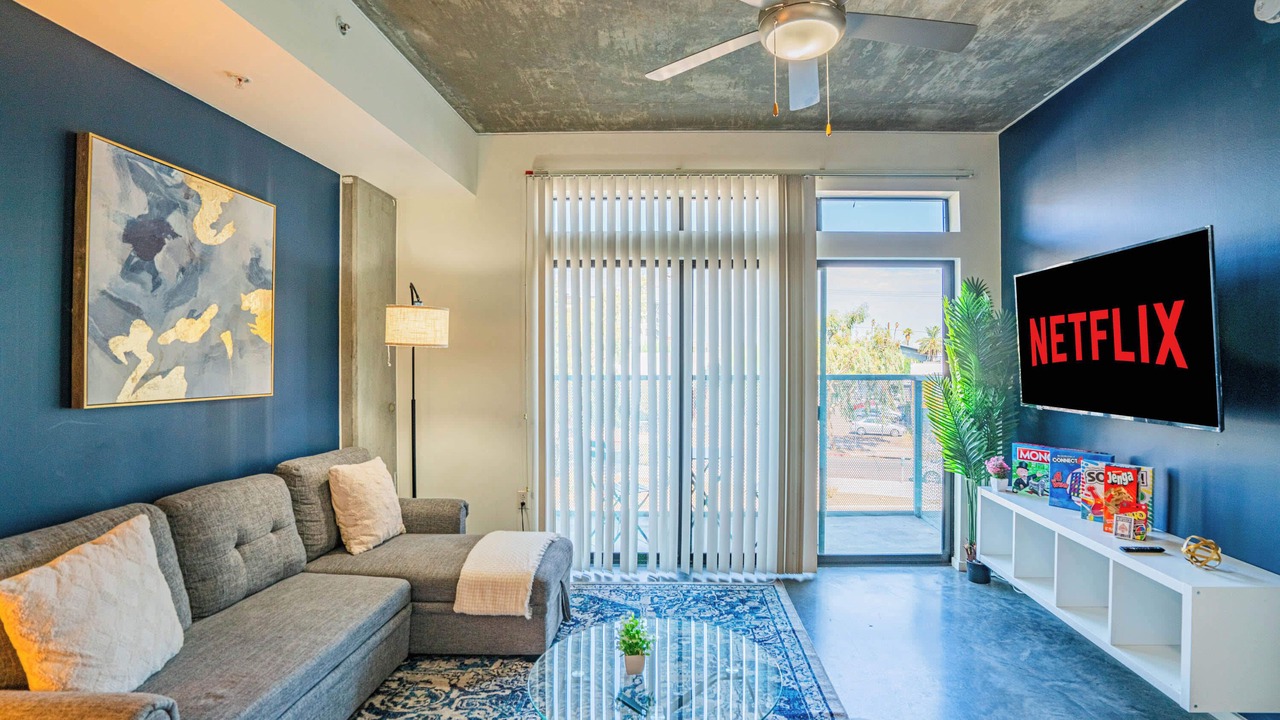 Photo of Livingroom in Evans Churchill