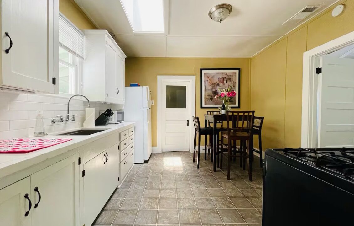 Photo of Kitchen in Cottonwood