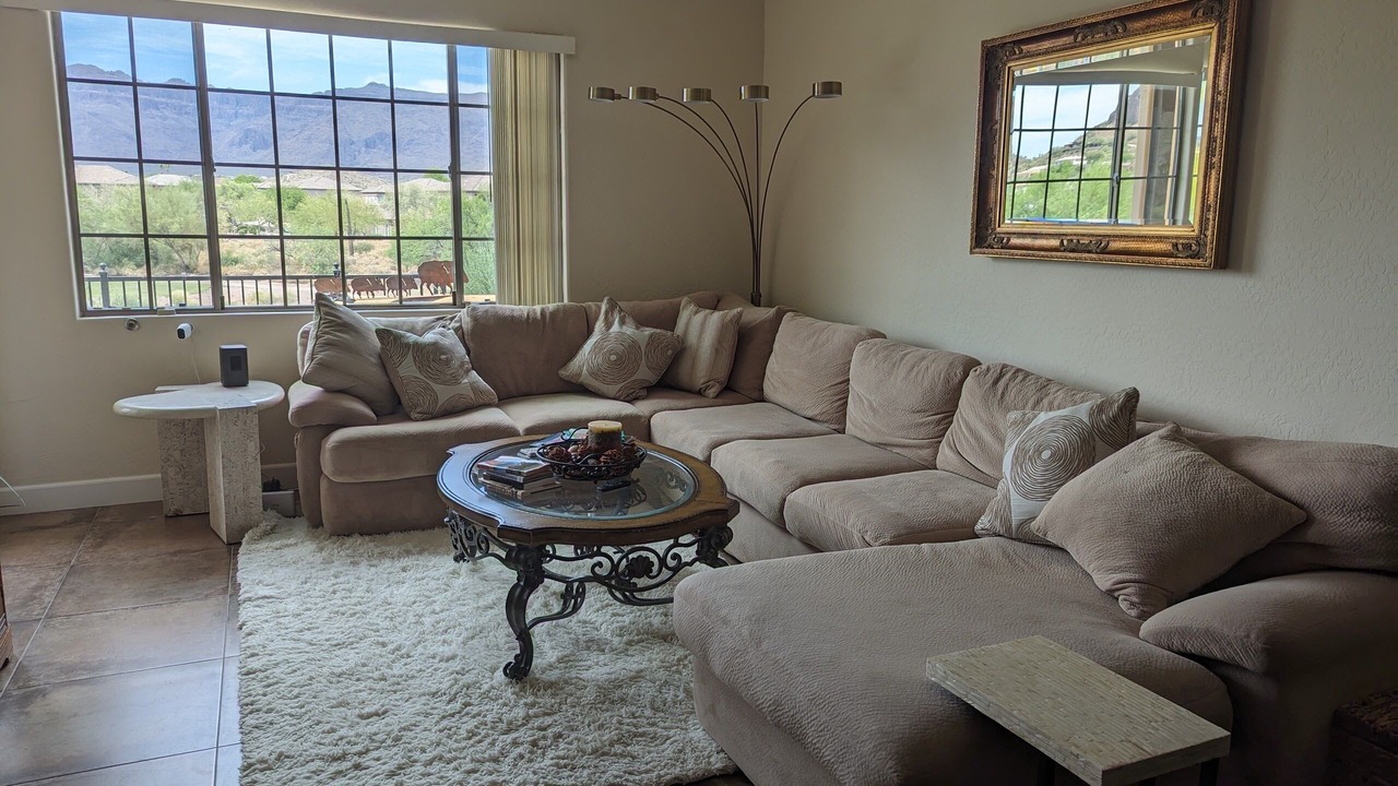Photo of Livingroom in Gold Canyon
